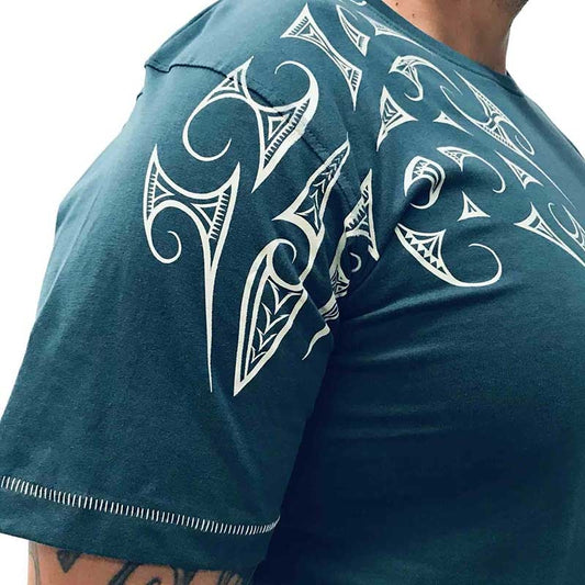 Kia Kaha Mens Ngaru T-Shirt Soulder