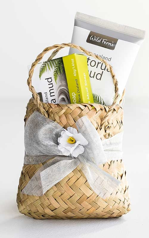 Wild Ferns Rotorua Mud Flax Gift Basket
