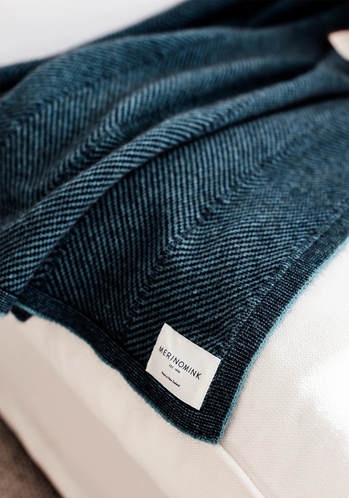 Merinomink Hermitage Throw