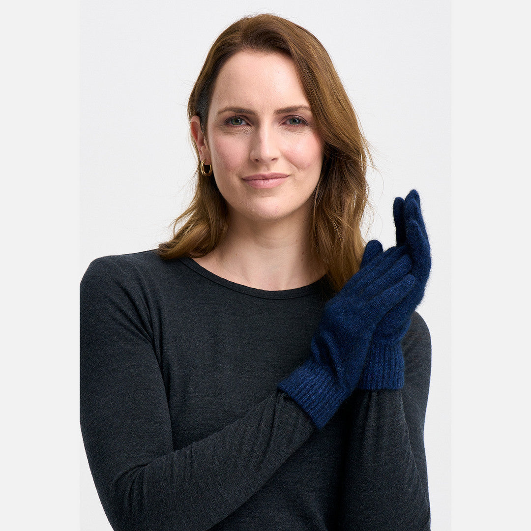 Merino Wool & Possum Fur Gloves by Merinomink