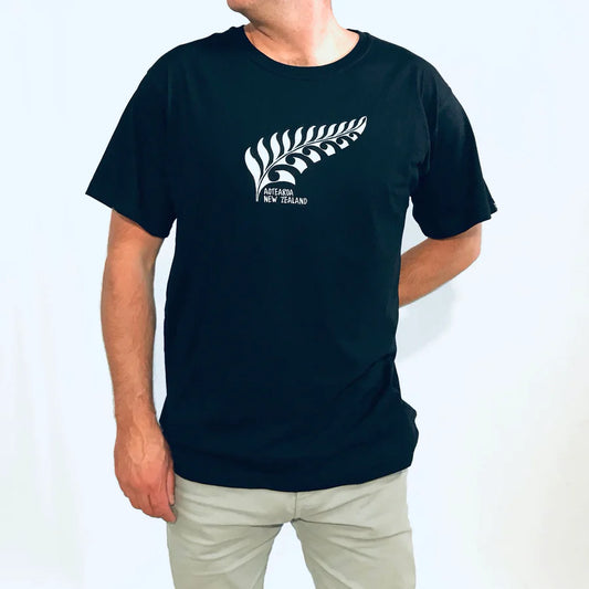 Wild Kiwi Embroidered Silver Fern New Zealand Men's T-Shirt