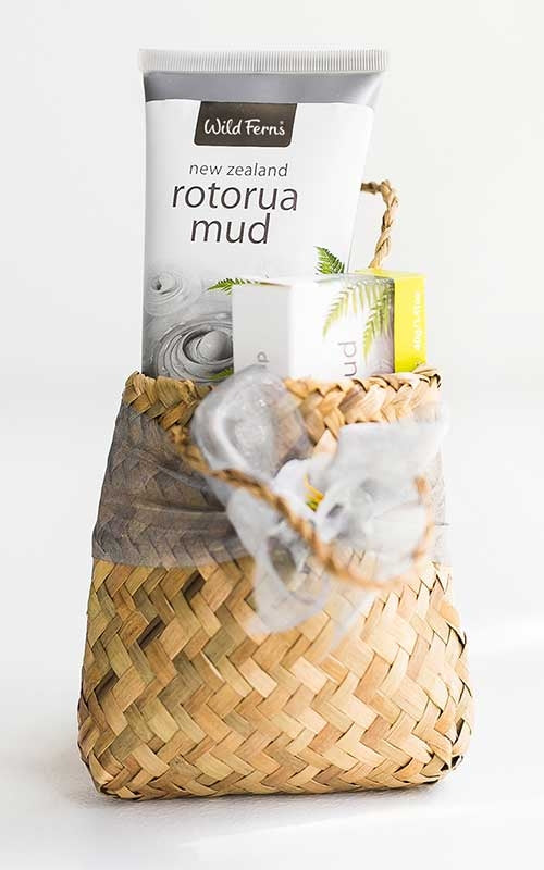 Wild Ferns Rotorua Mud Flax Gift Basket